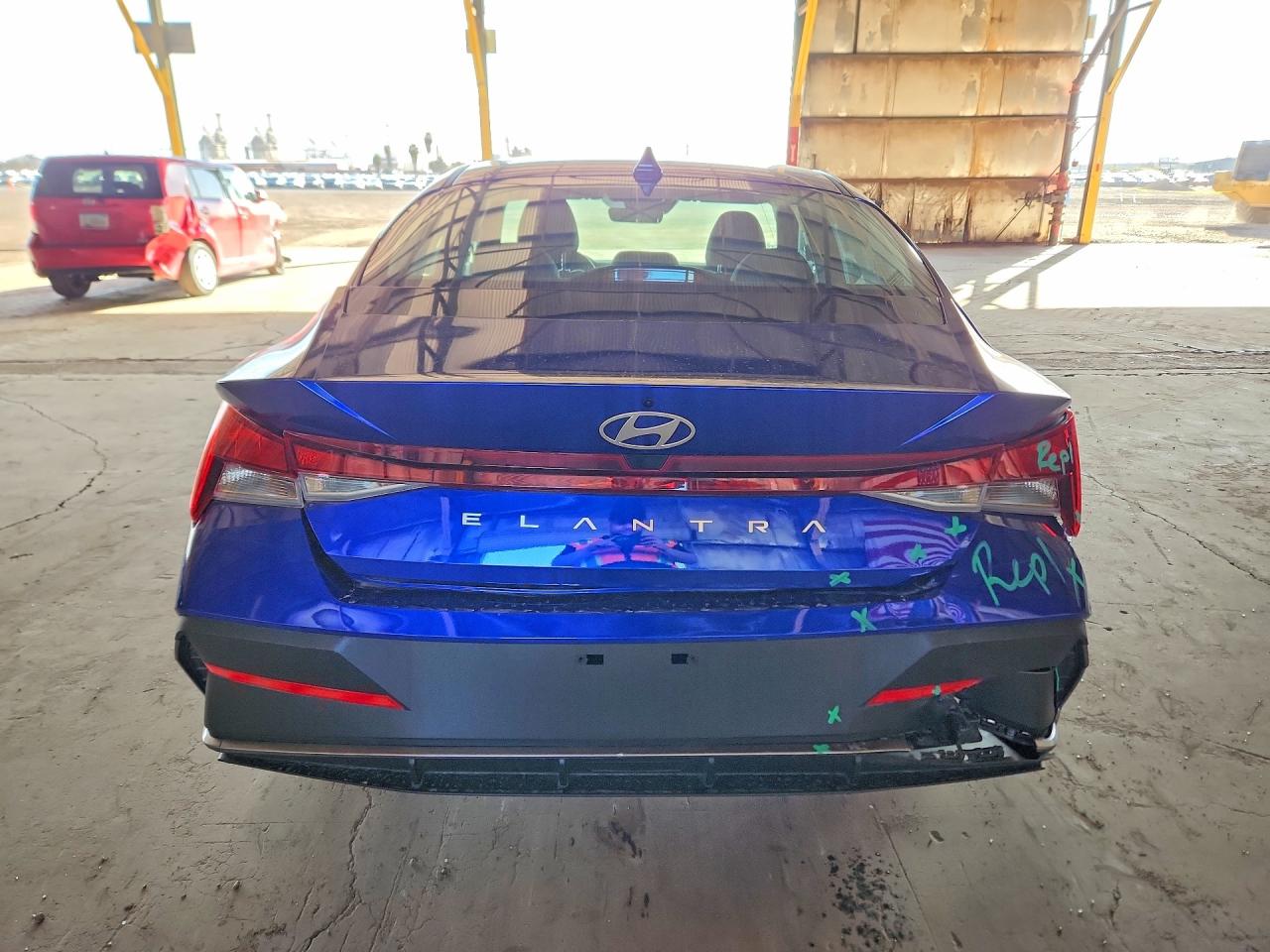 2025 HYUNDAI ELANTRA SE photo 6