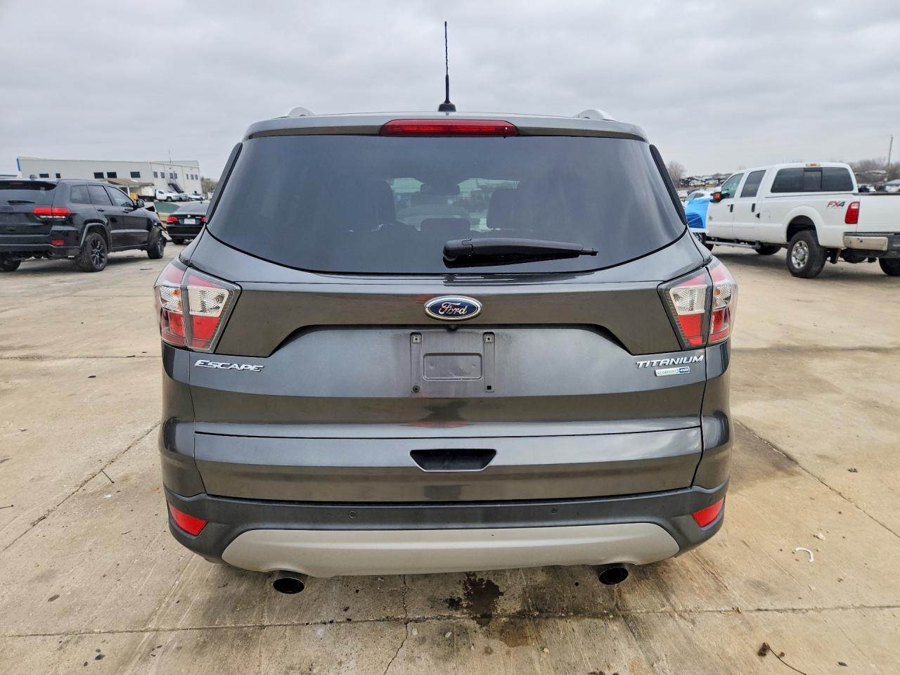 2017 FORD ESCAPE TITANIUM photo 11