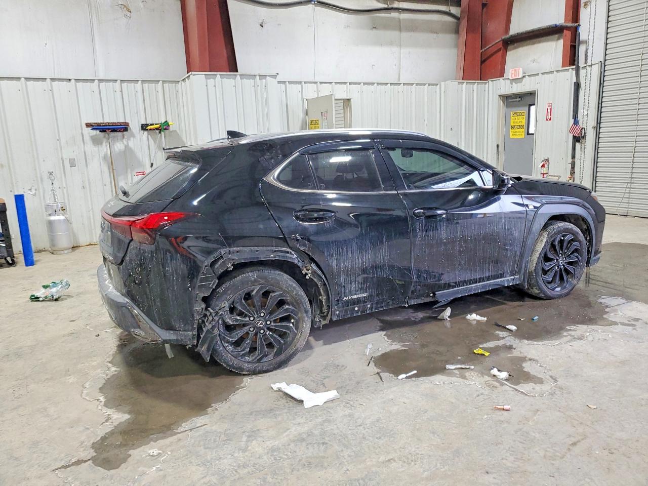 2021 LEXUS UX 250H photo 3