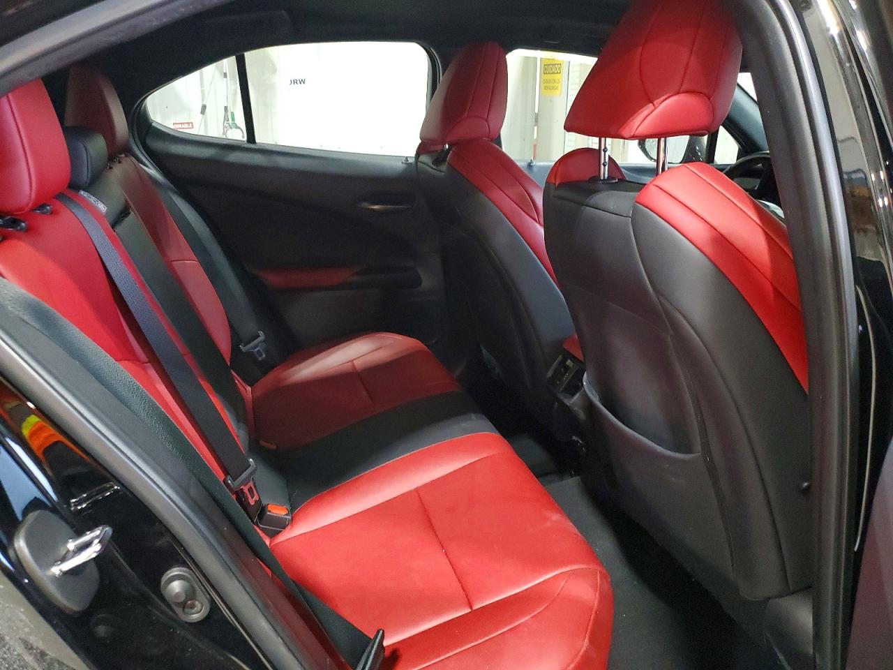 2021 LEXUS UX 250H photo 10