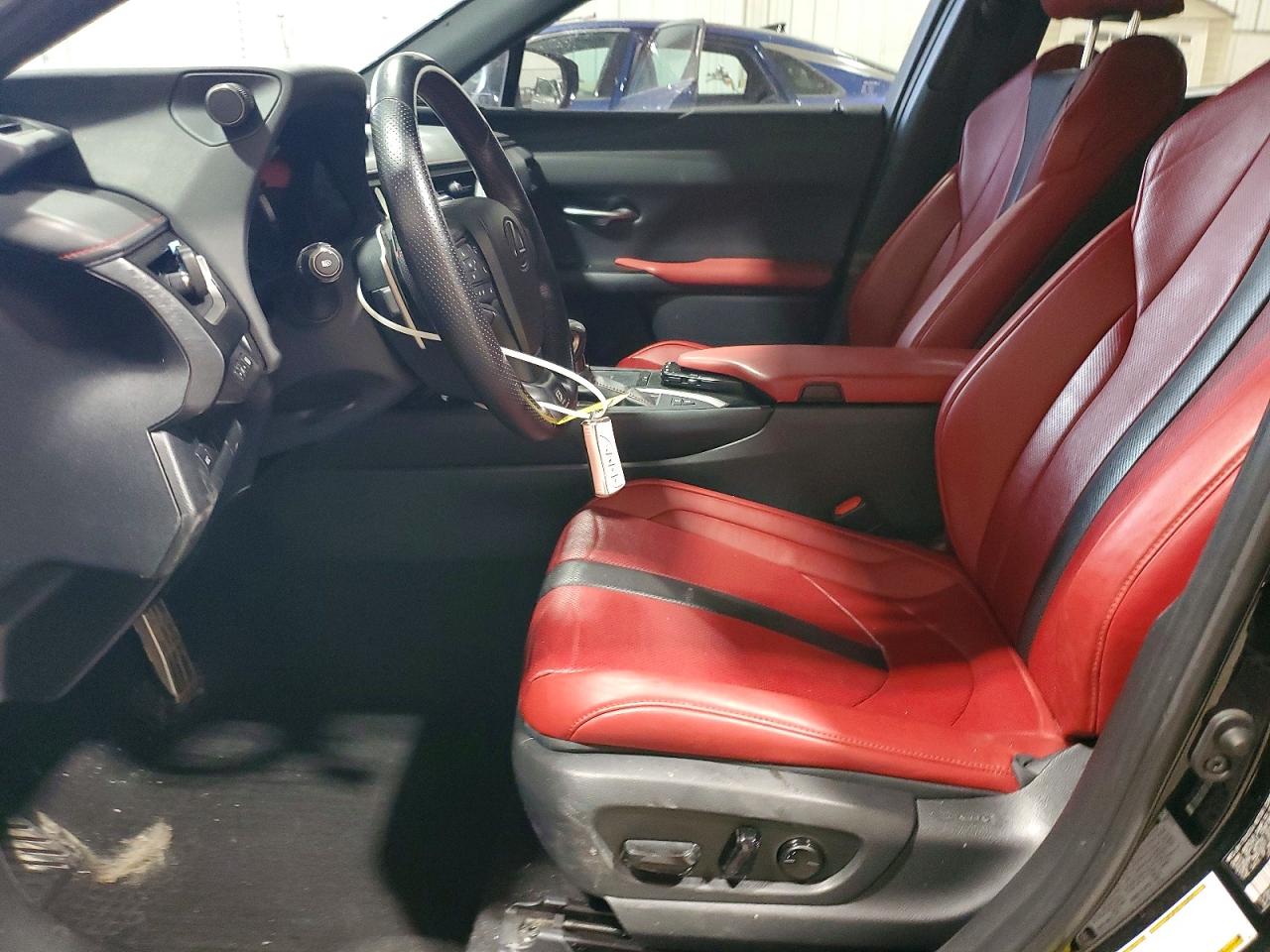 2021 LEXUS UX 250H photo 7