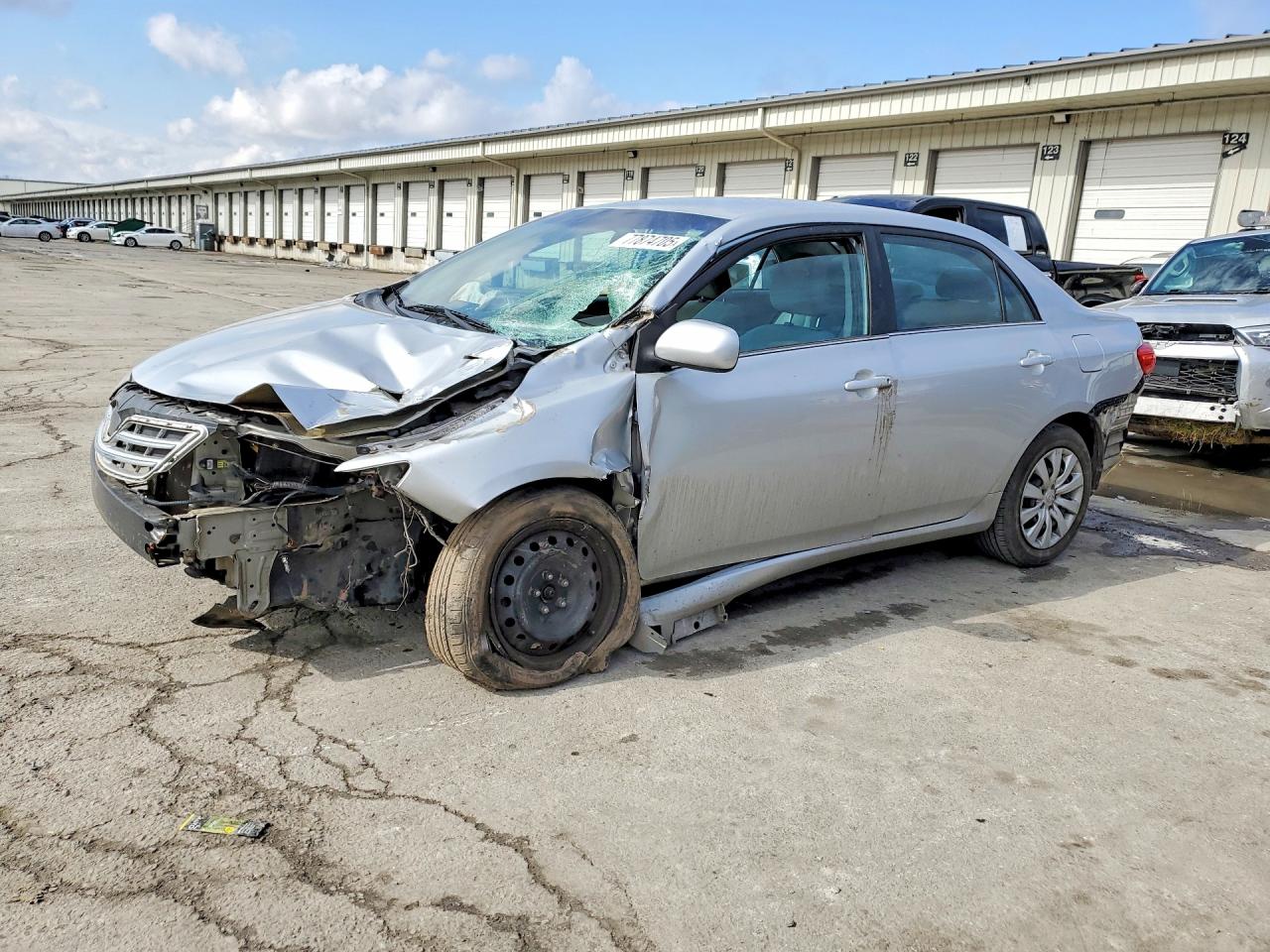 2013 TOYOTA COROLLA