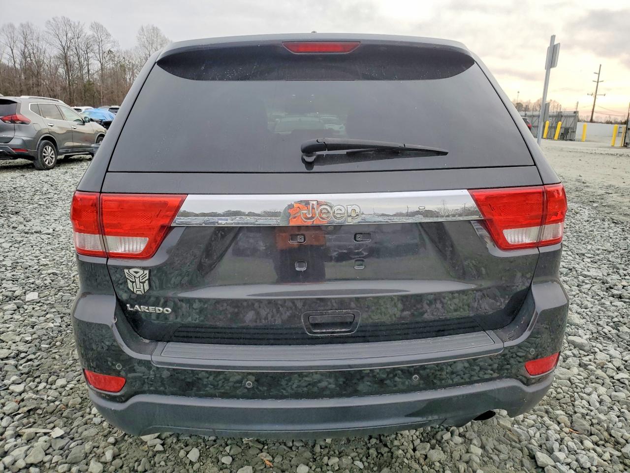 2012 JEEP GRAND CHEROKEE LAREDO photo 6