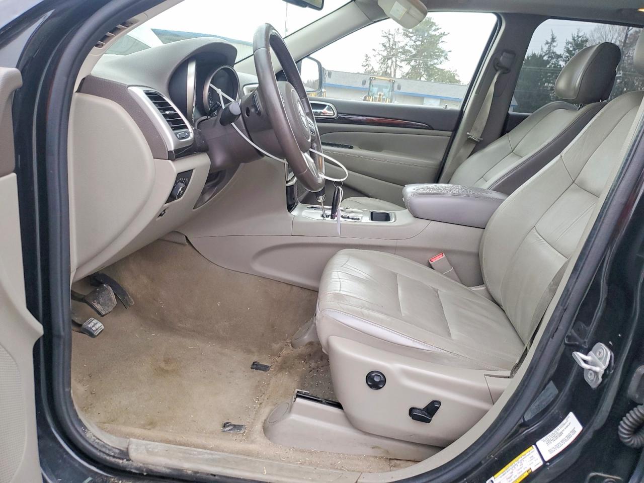 2012 JEEP GRAND CHEROKEE LAREDO photo 7