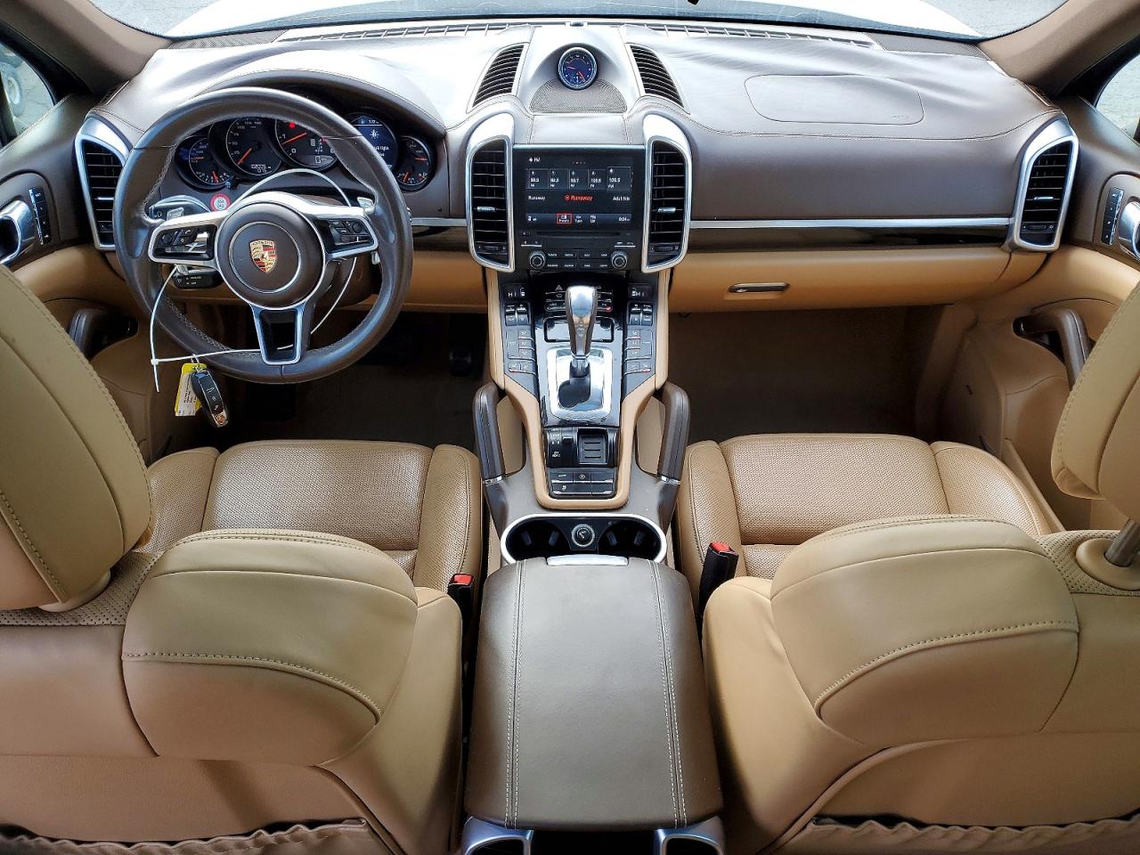 2017 PORSCHE CAYENNE photo 15