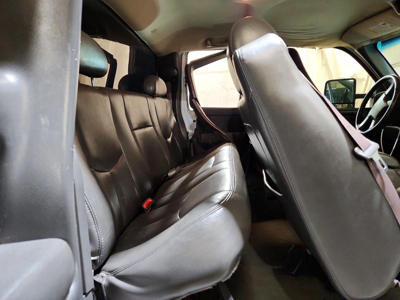 2004 CHEVROLET SILVERADO K2500 HEAVY DUTY photo 10