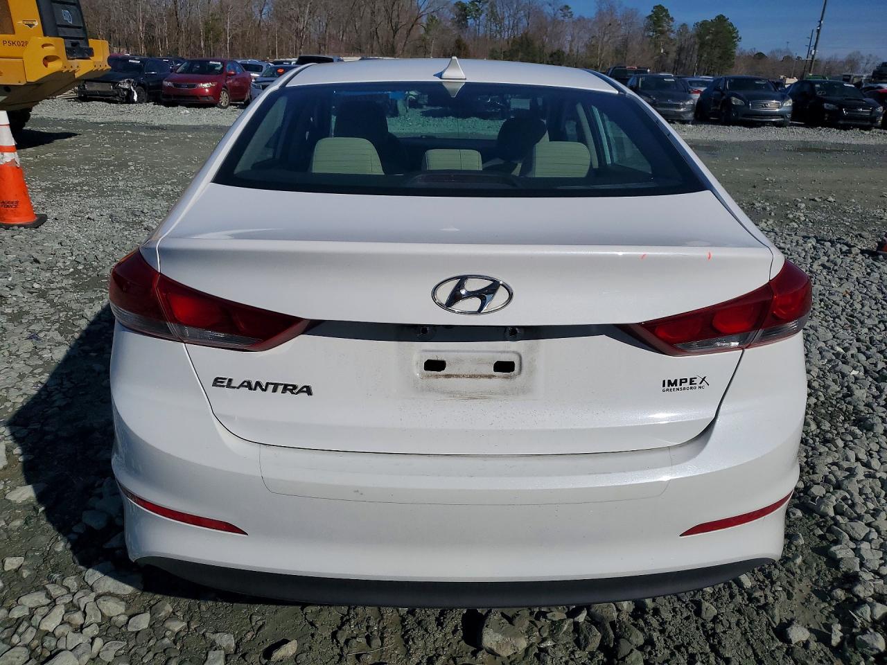 2018 HYUNDAI ELANTRA SEL photo 11