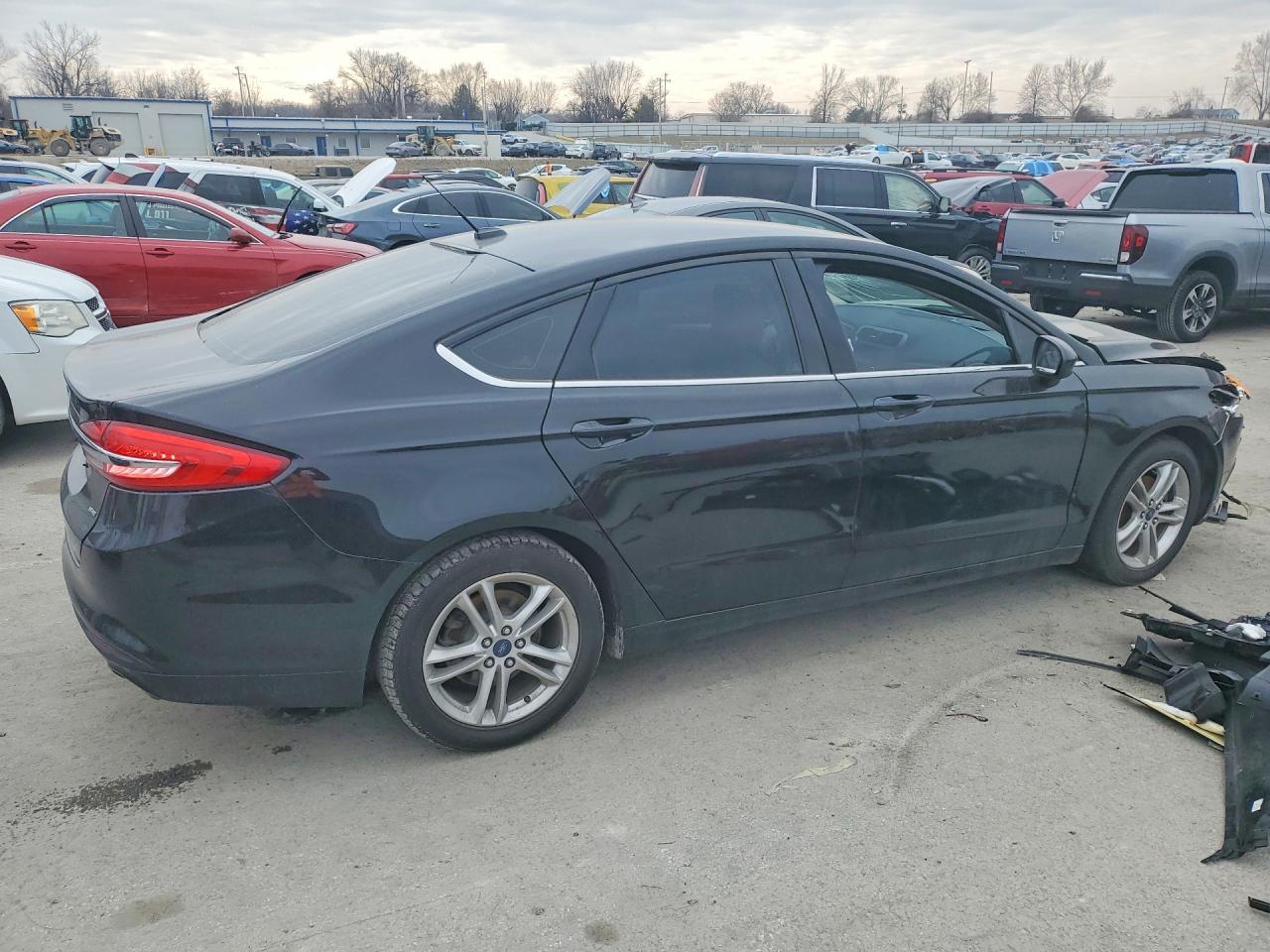 2018 FORD FUSION SE photo 3
