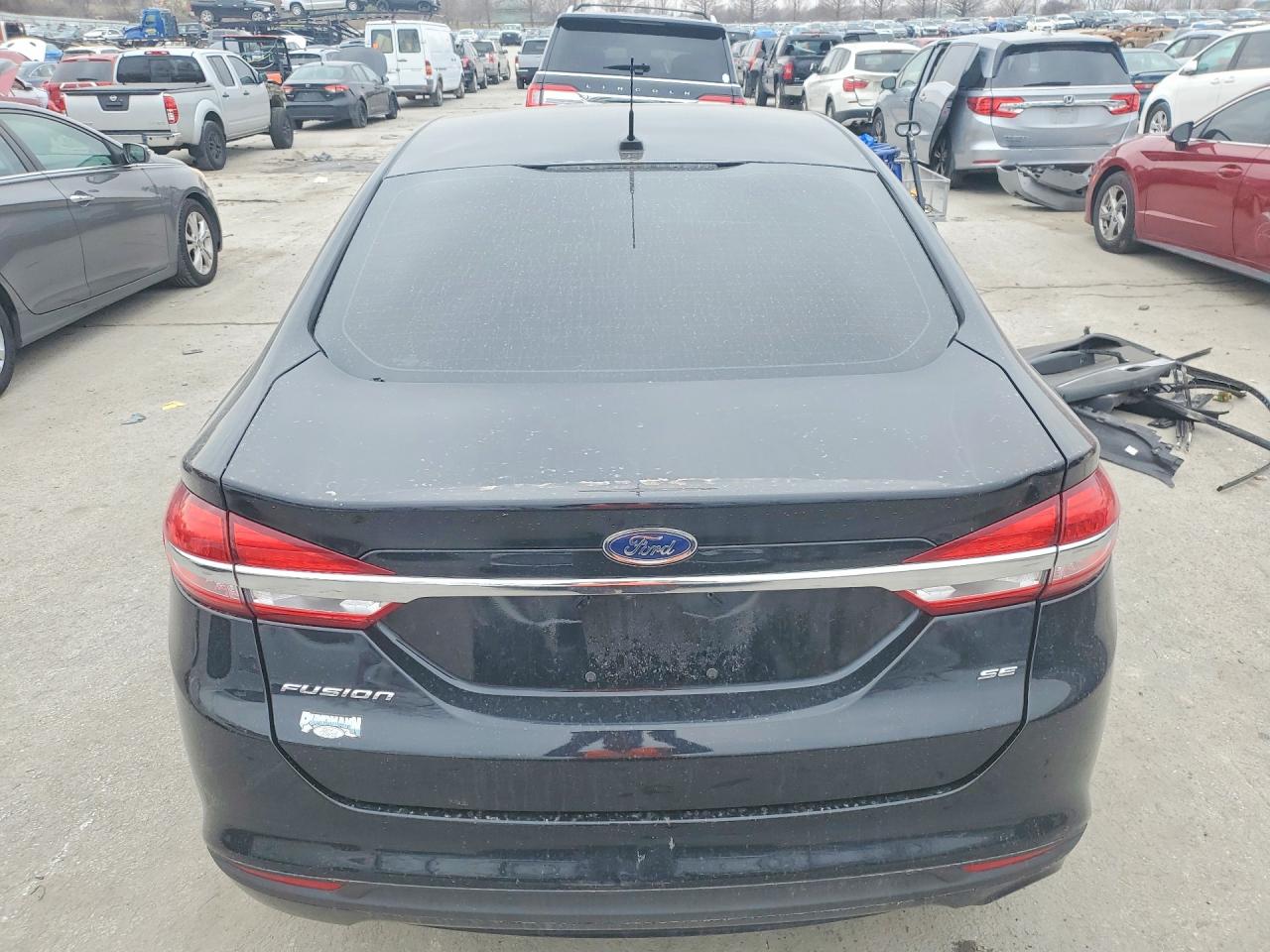 2018 FORD FUSION SE photo 6