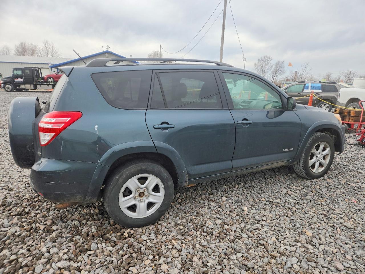2011 TOYOTA RAV4 LIMITED photo 3