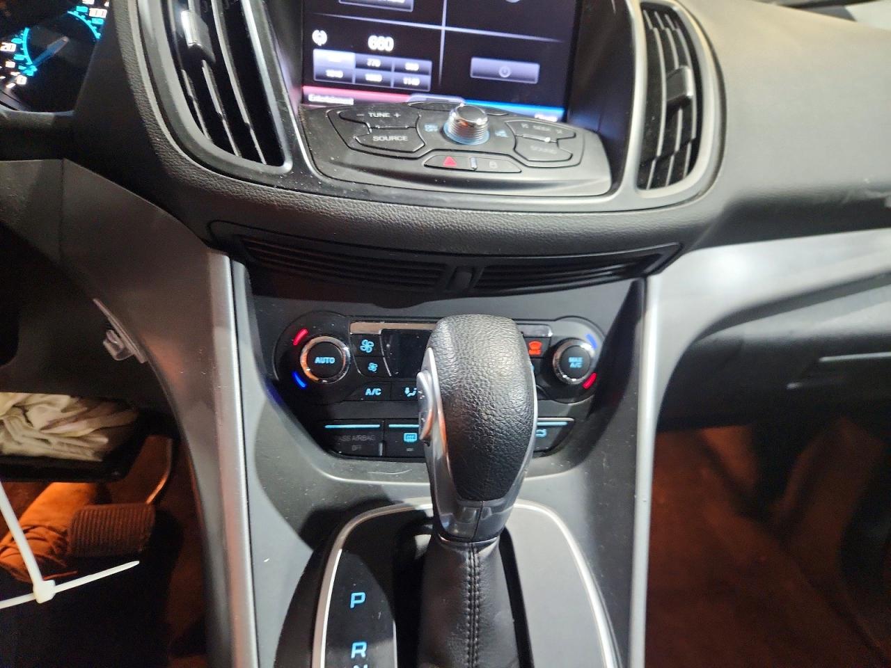 2013 FORD ESCAPE photo 10