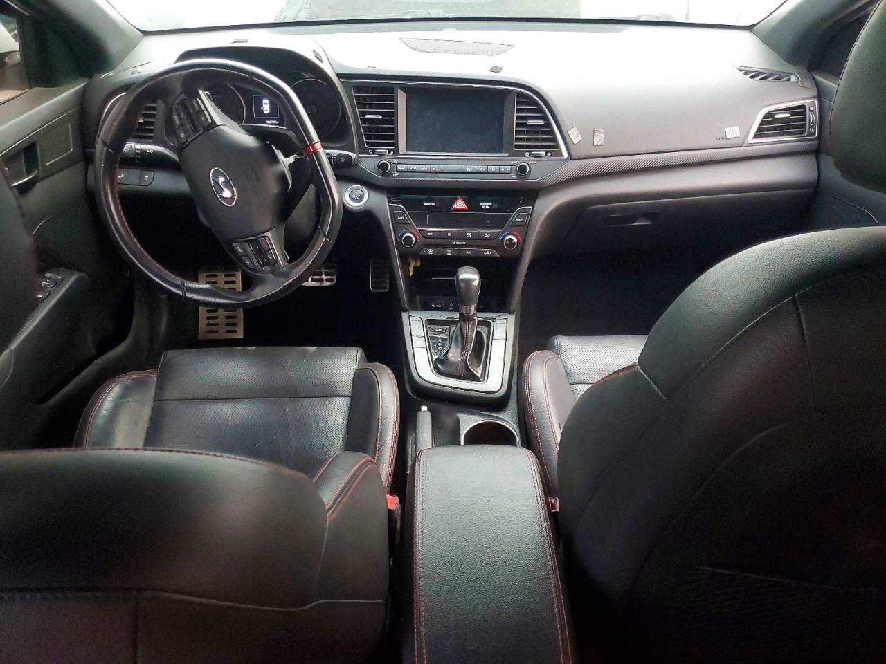 2018 HYUNDAI ELANTRA SPORT photo 8
