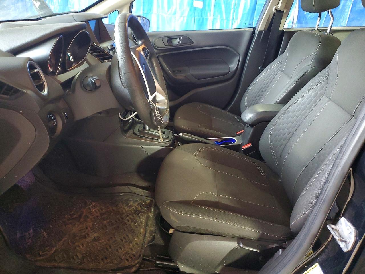 2019 FORD FIESTA SE photo 13