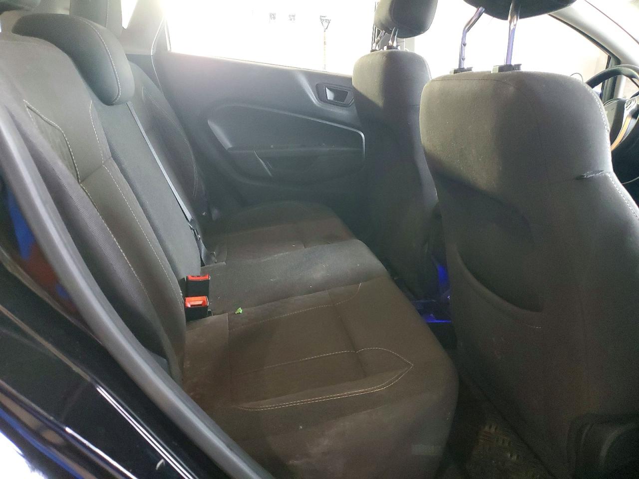 2019 FORD FIESTA SE photo 19
