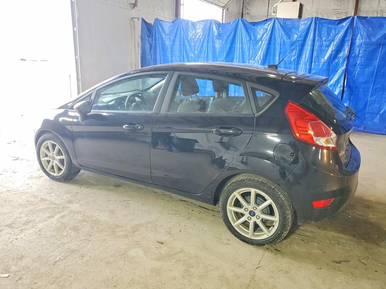 2019 FORD FIESTA SE photo 3