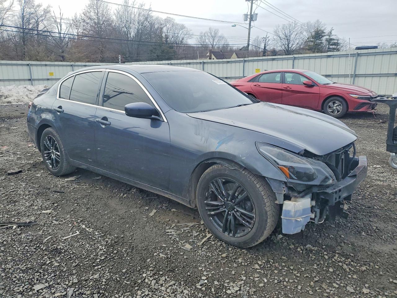 2011 INFINITI G37 photo 7