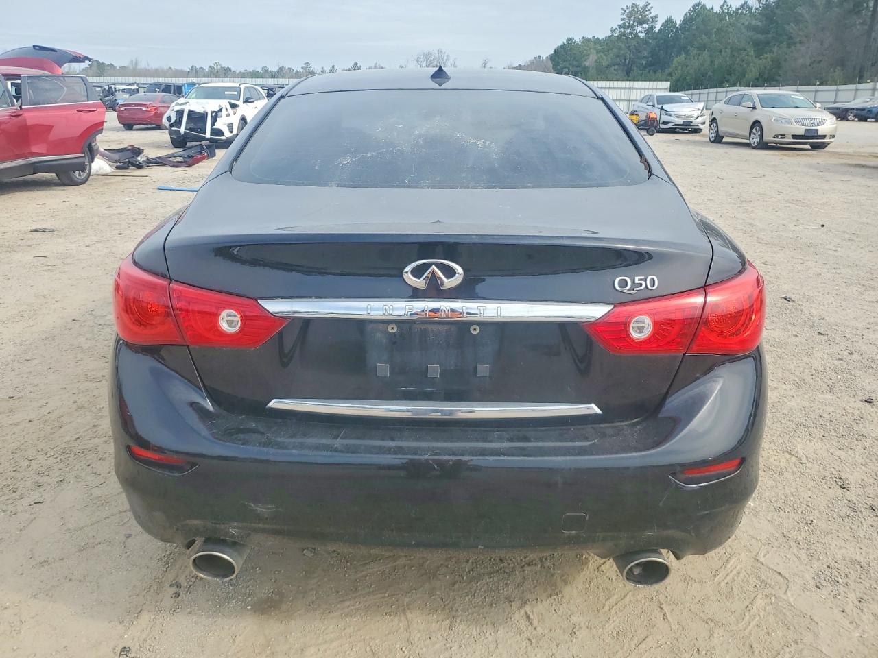 2015 INFINITI Q50 BASE photo 11