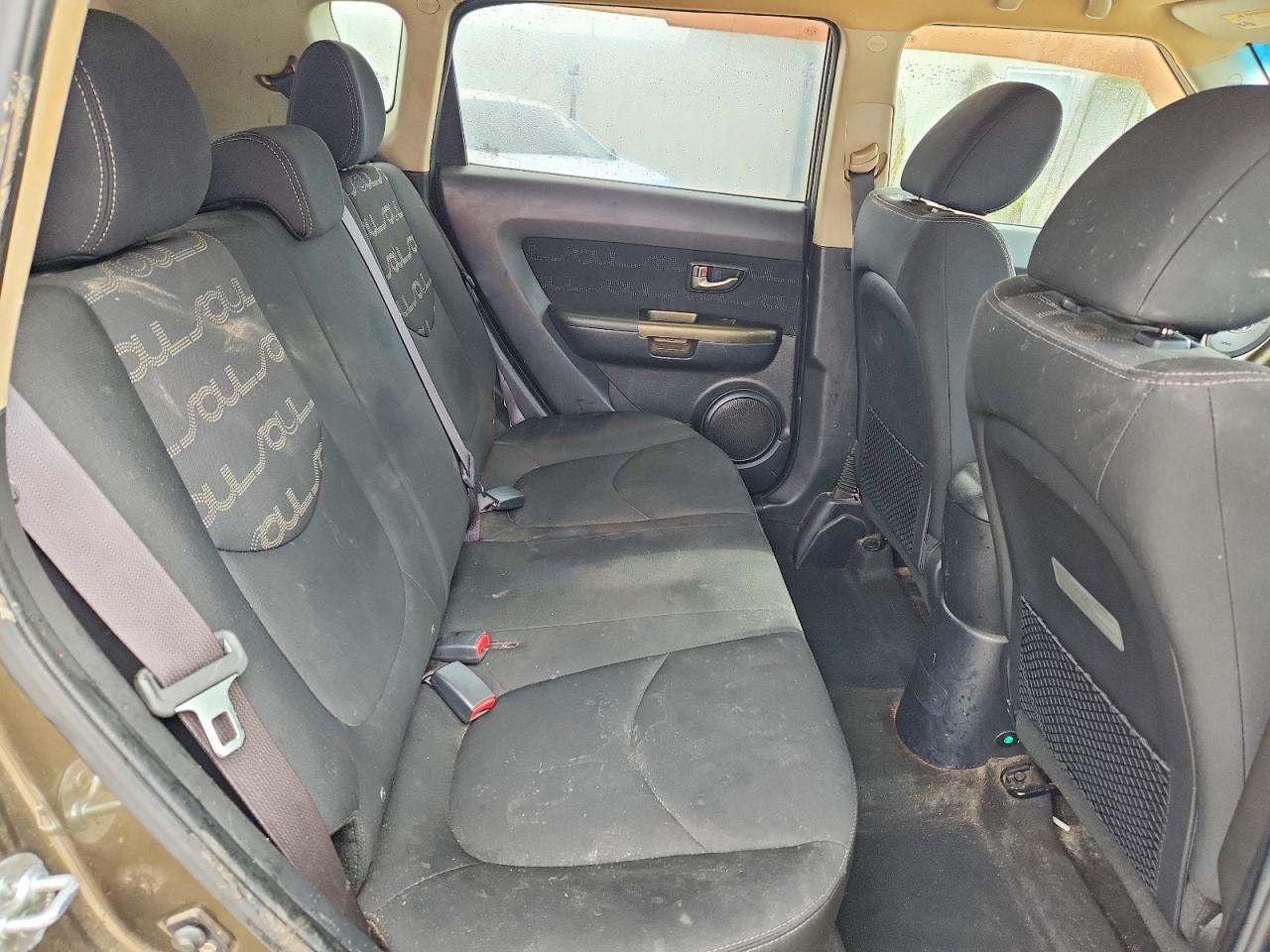 2013 KIA SOUL + photo 21