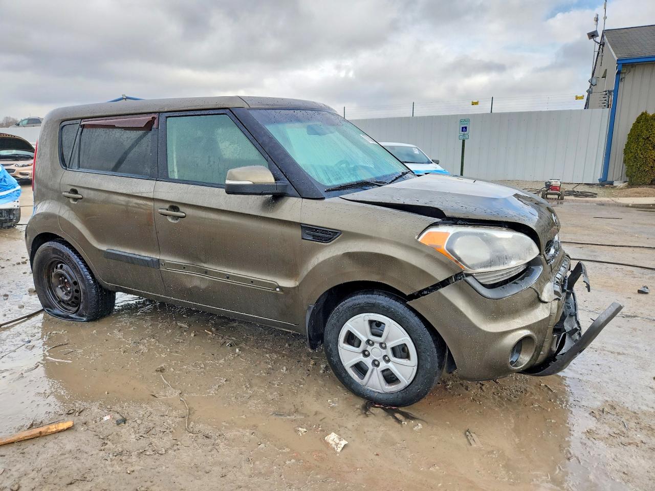 2013 KIA SOUL + photo 7
