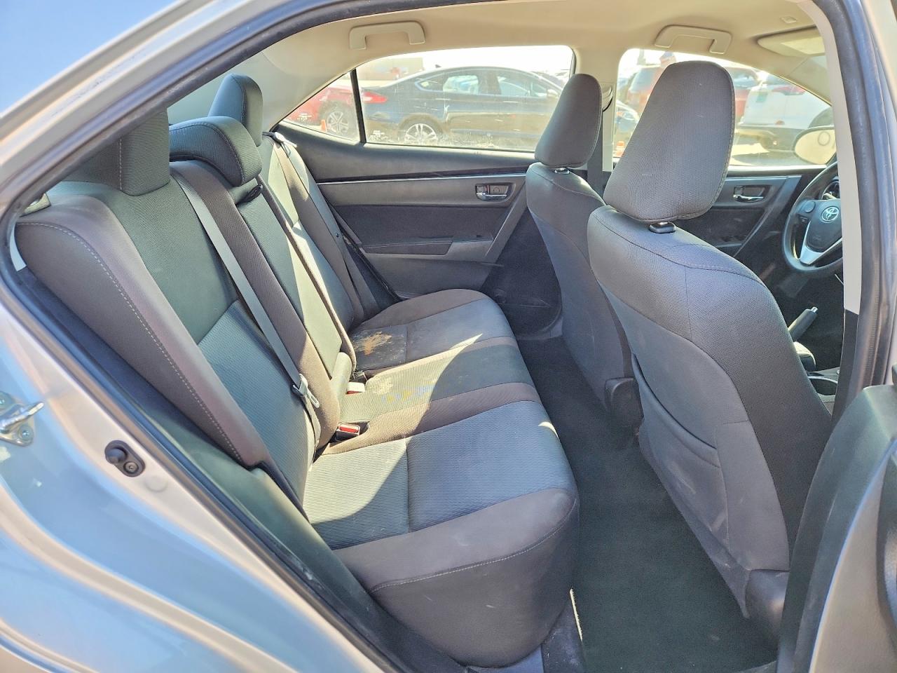 2019 TOYOTA COROLLA LE photo 10