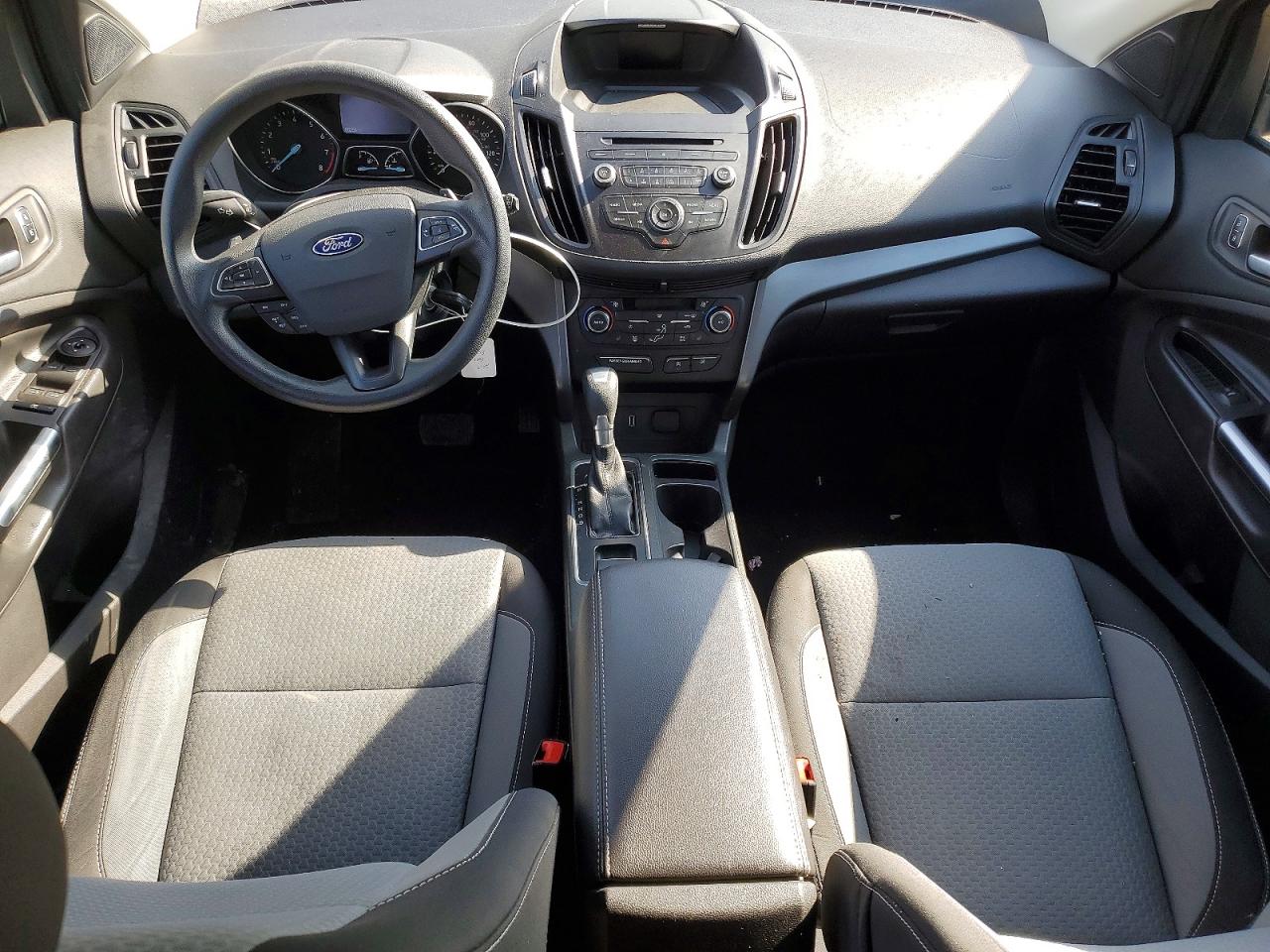 2017 FORD ESCAPE SE photo 15