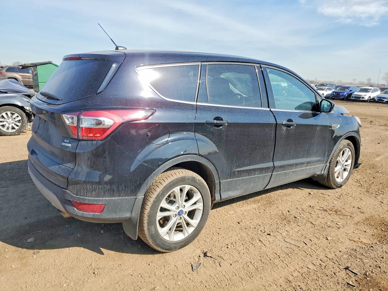 2017 FORD ESCAPE SE photo 5