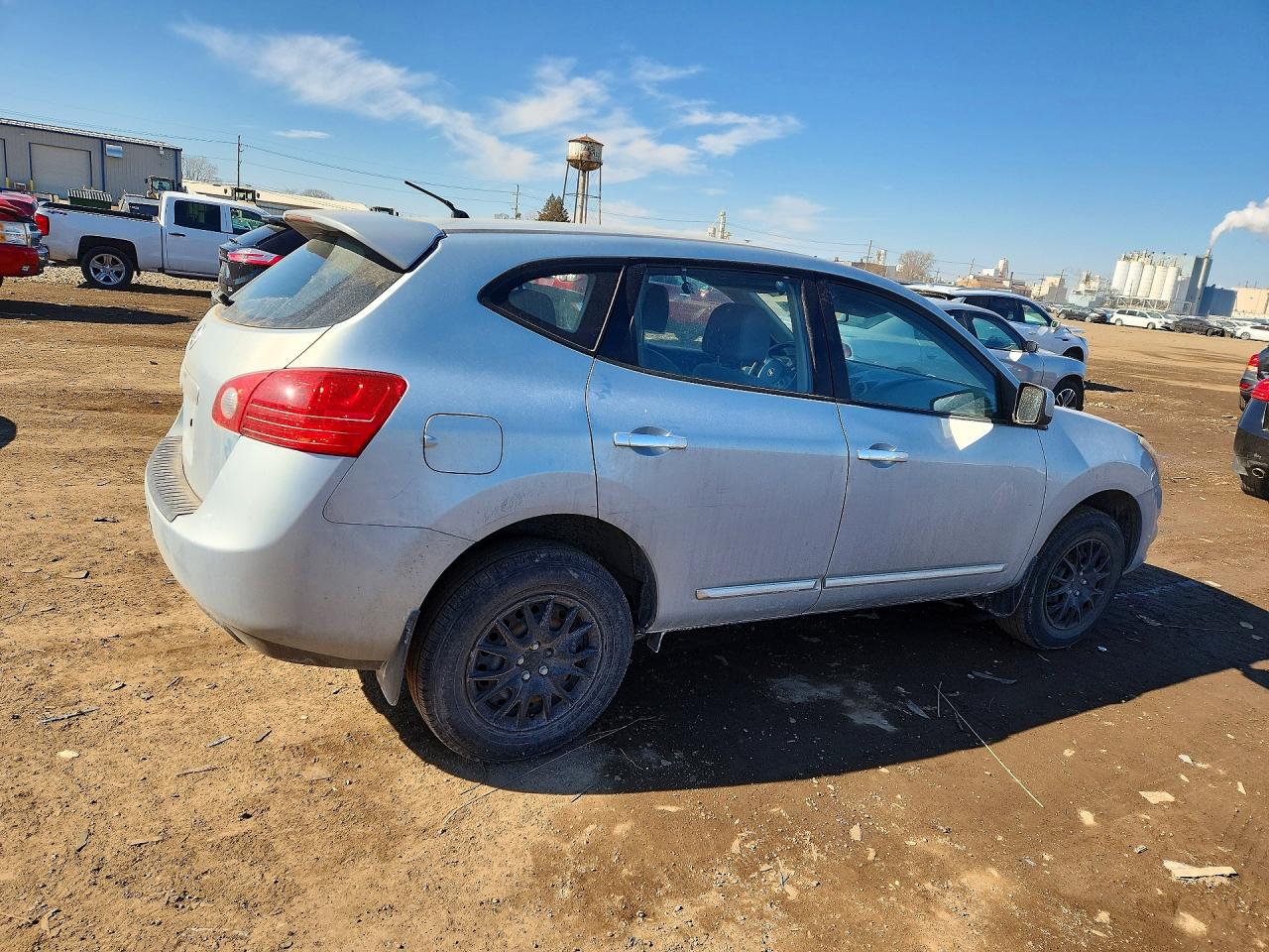 2013 NISSAN ROGUE S photo 3