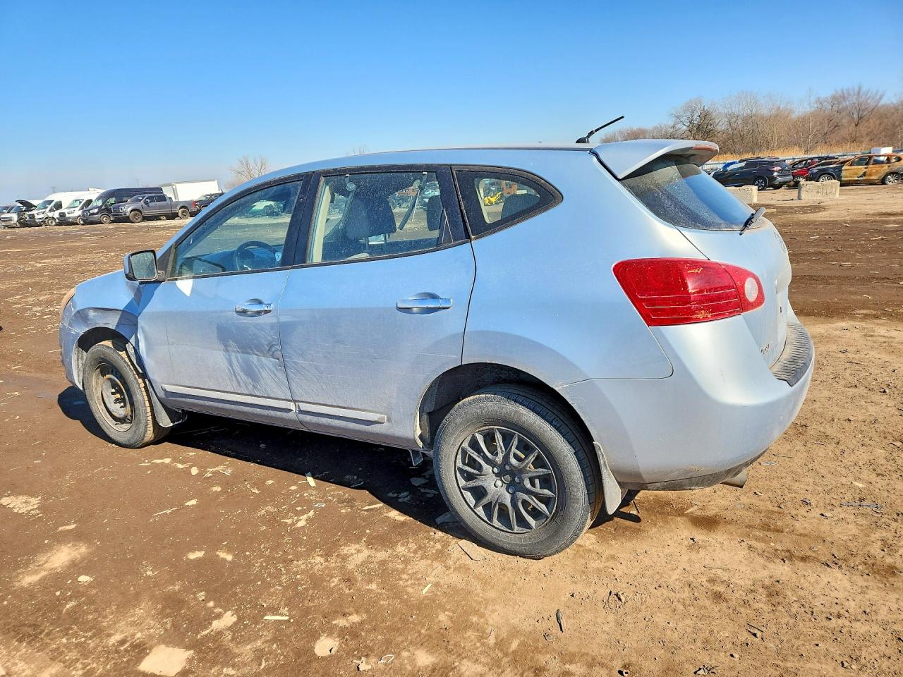 2013 NISSAN ROGUE S photo 2