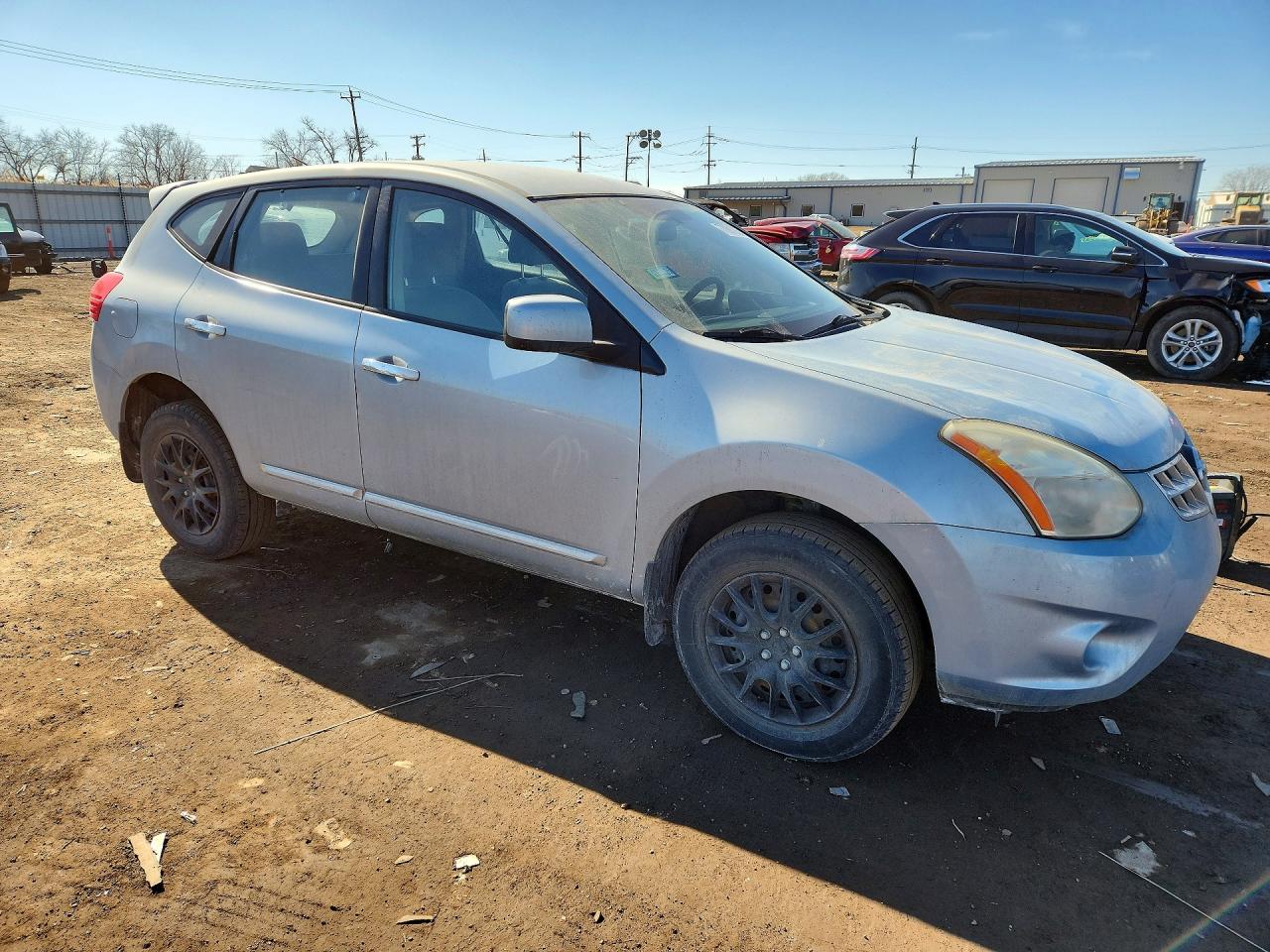 2013 NISSAN ROGUE S photo 4