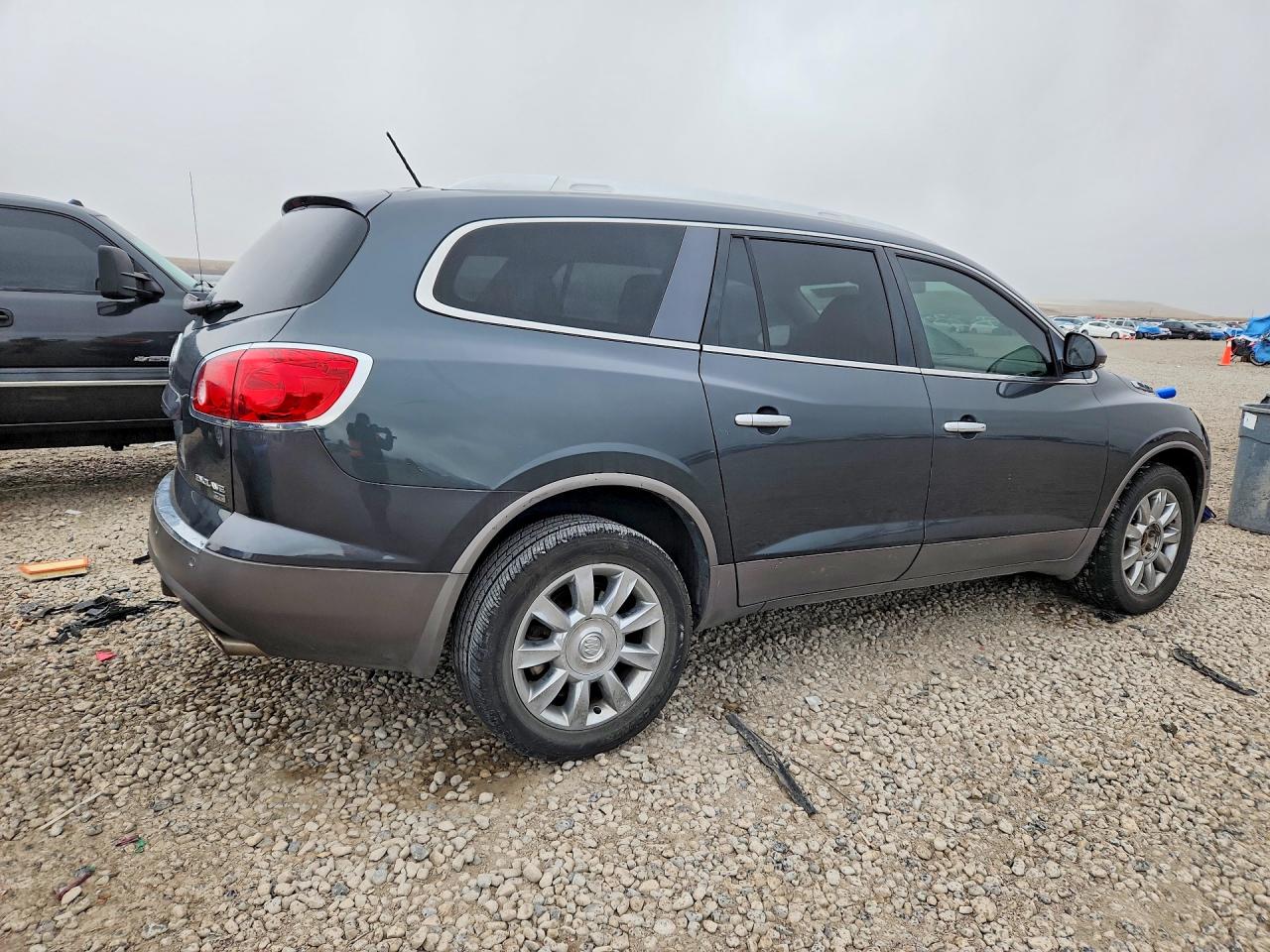 2011 BUICK ENCLAVE CXL photo 5