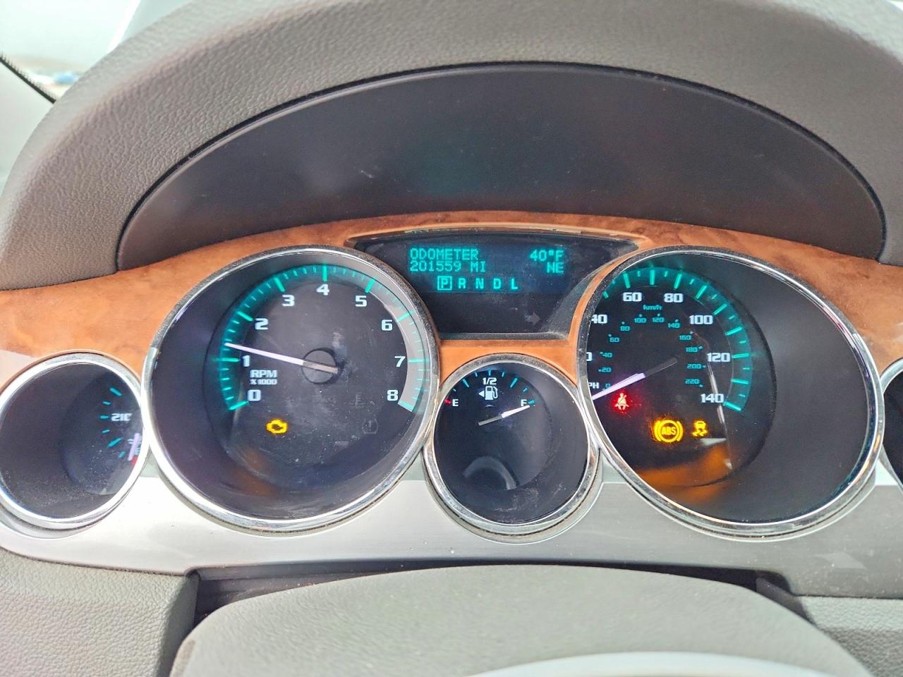 2011 BUICK ENCLAVE CXL photo 17