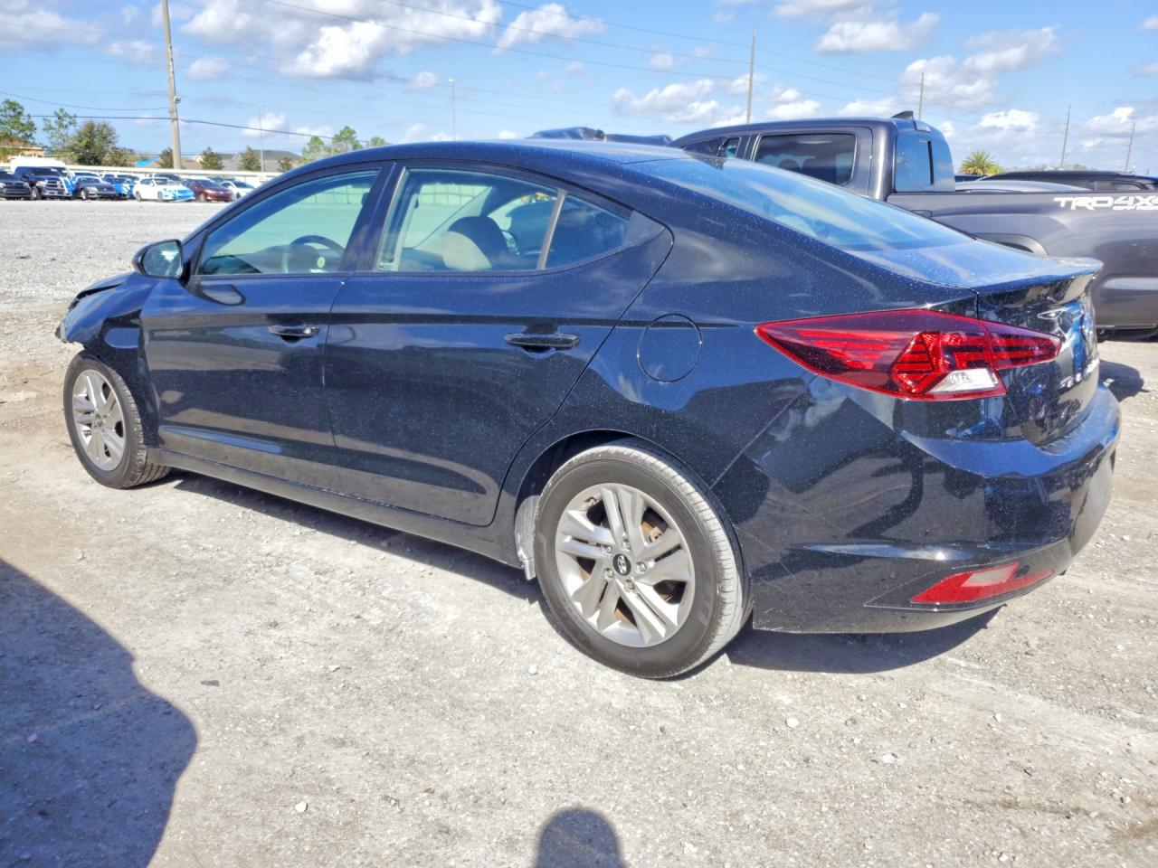 2020 HYUNDAI ELANTRA SEL photo 3
