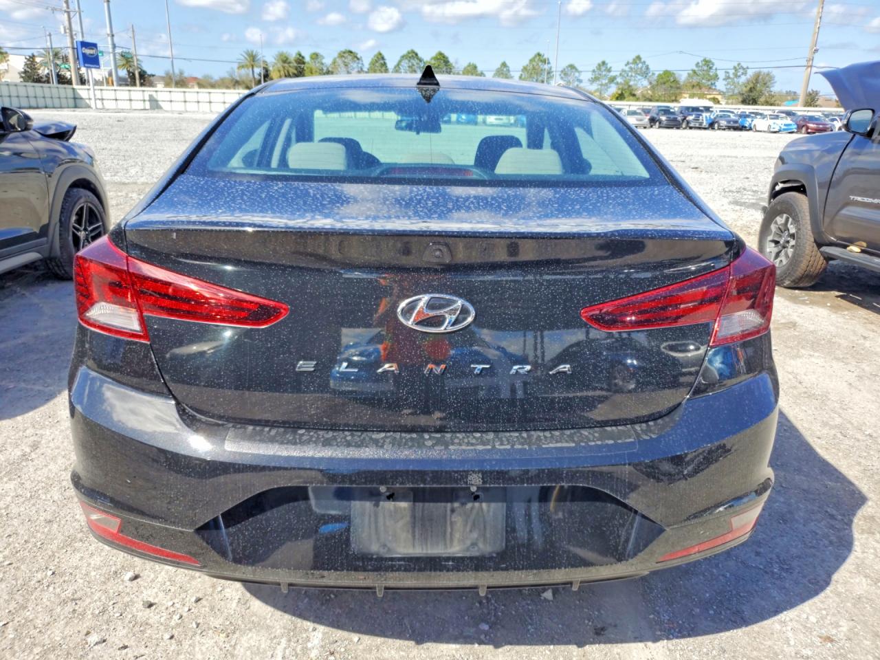 2020 HYUNDAI ELANTRA SEL photo 11