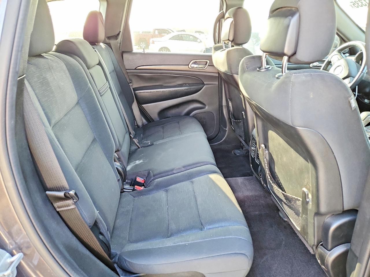 2016 JEEP GRAND CHEROKEE LAREDO photo 11
