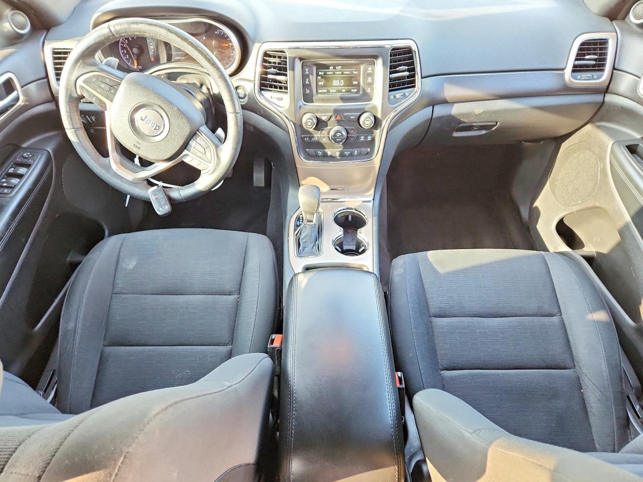 2016 JEEP GRAND CHEROKEE LAREDO photo 8