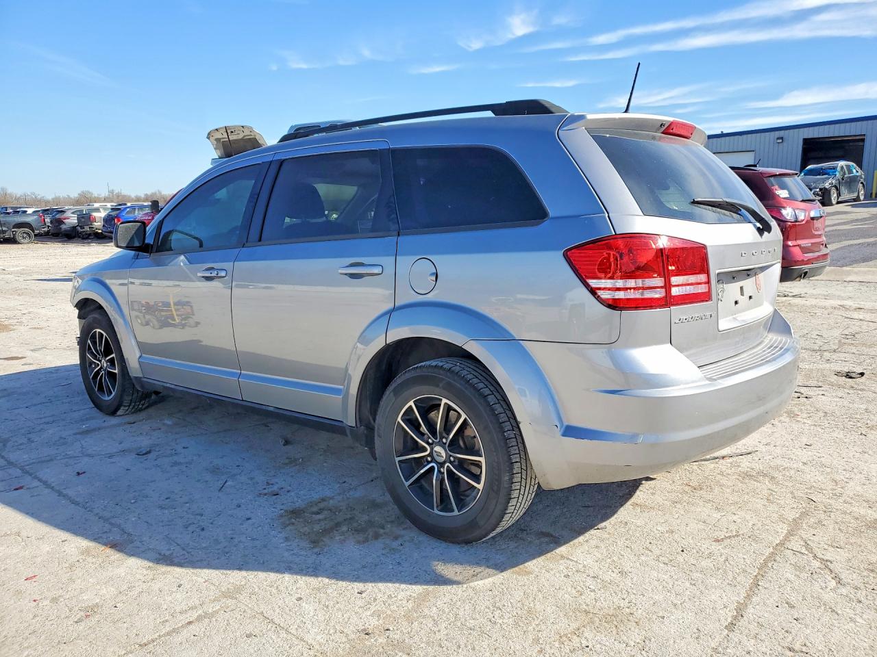 2018 DODGE JOURNEY SE photo 3