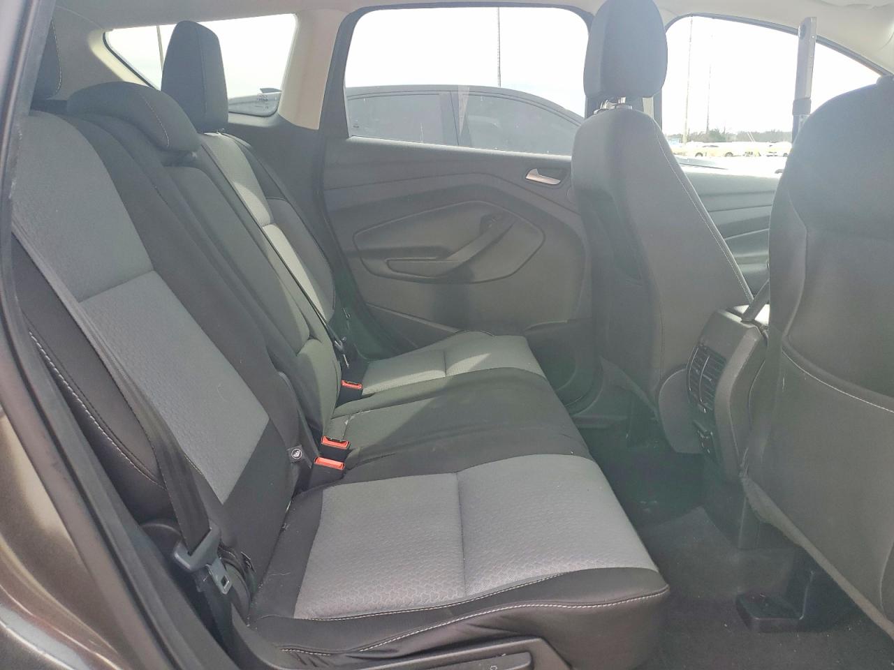2017 FORD ESCAPE SE photo 11