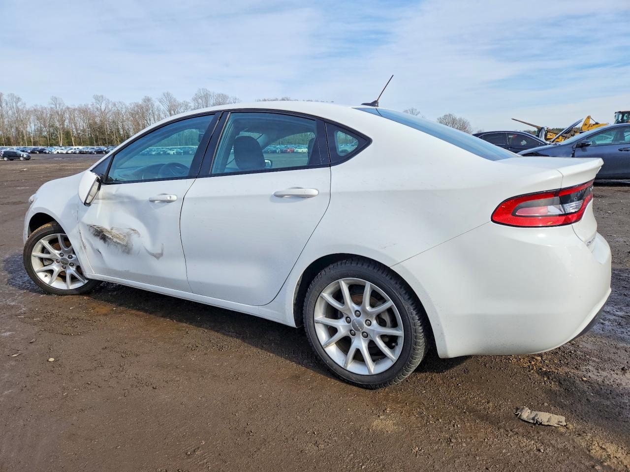 2014 DODGE DART SXT photo 3