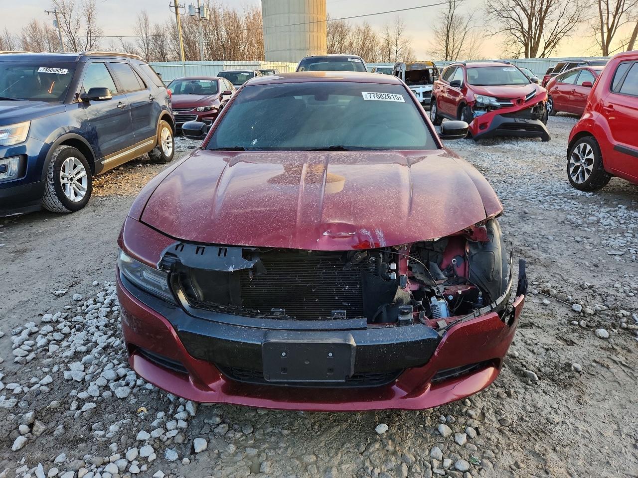 2018 DODGE CHARGER SXT photo 9