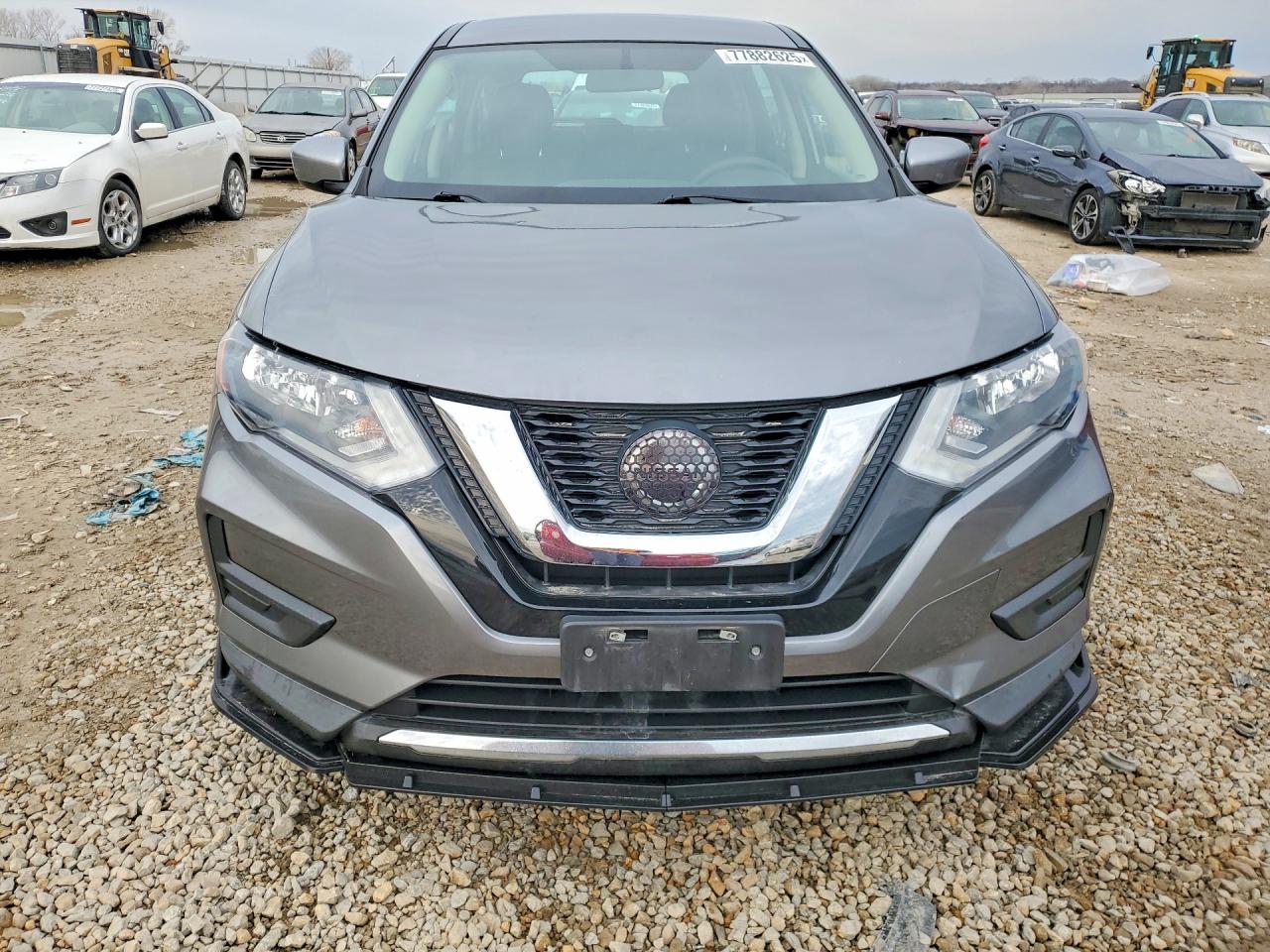 2018 NISSAN ROGUE S photo 5