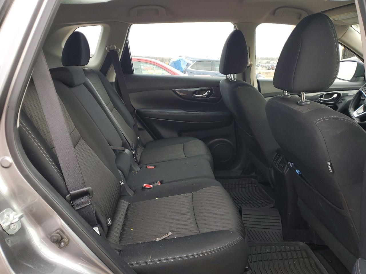 2018 NISSAN ROGUE S photo 11