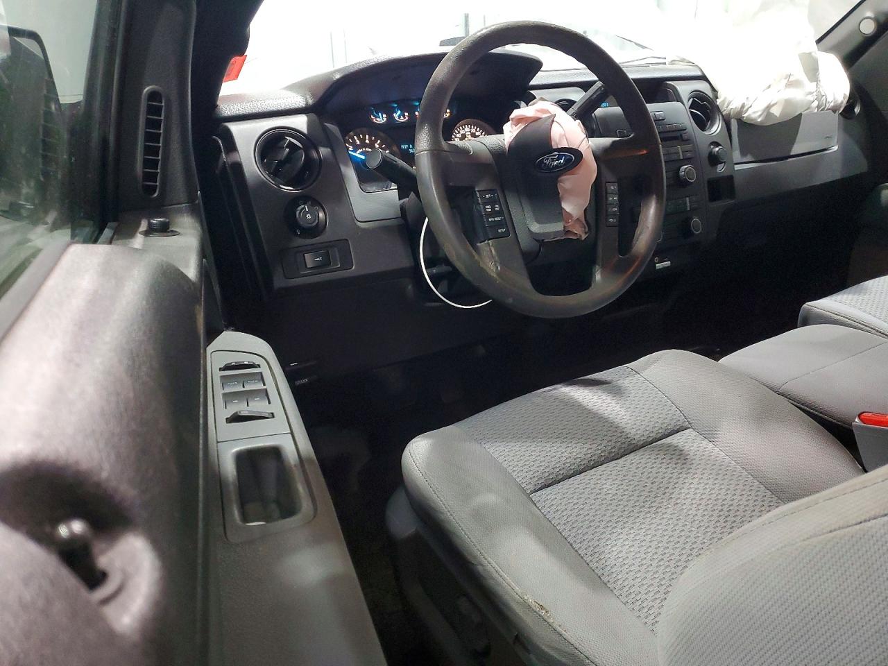 2013 FORD F150 SUPER CAB photo 8