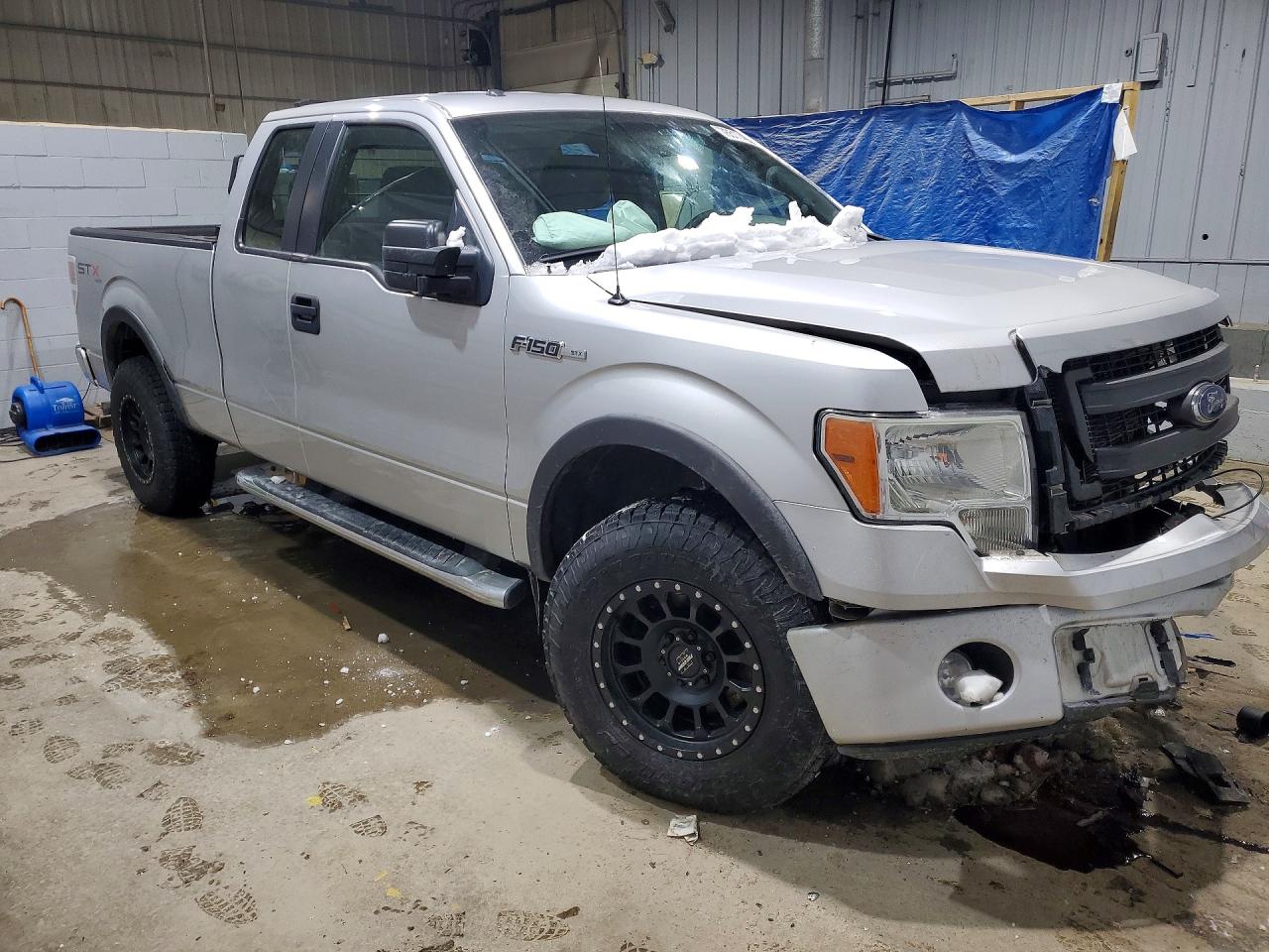 2013 FORD F150 SUPER CAB photo 4