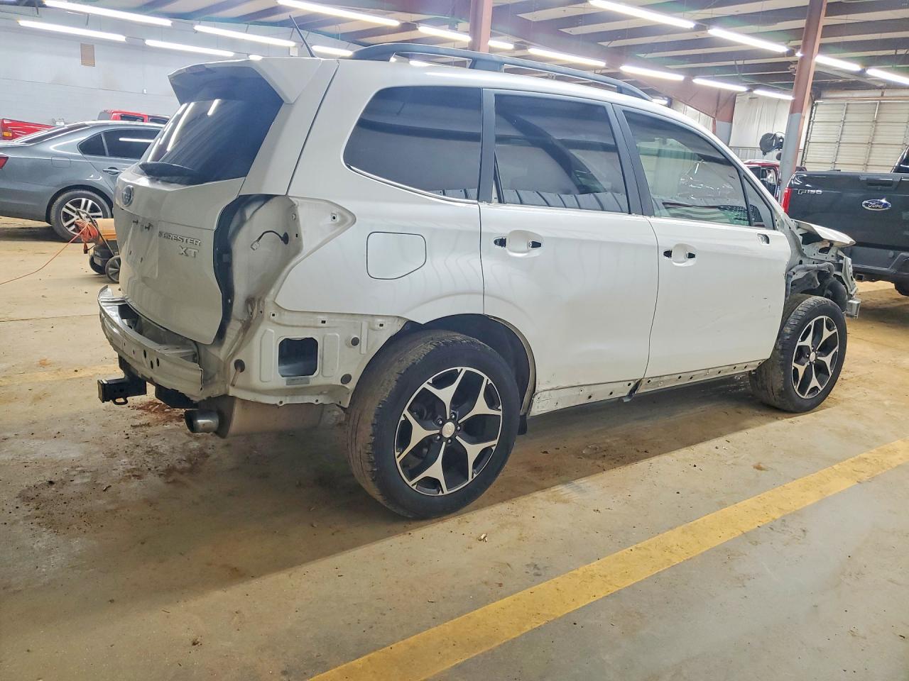 2015 SUBARU FORESTER 2.0XT TOURING photo 7