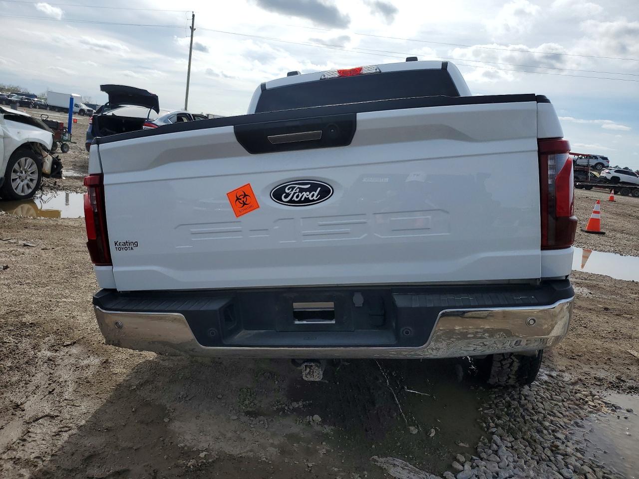 2024 FORD F150 XLT photo 11