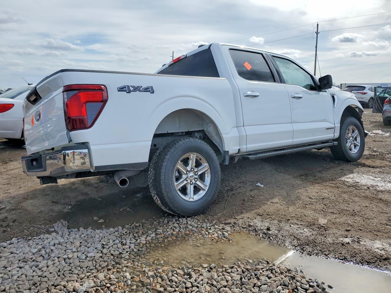 2024 FORD F150 XLT photo 5