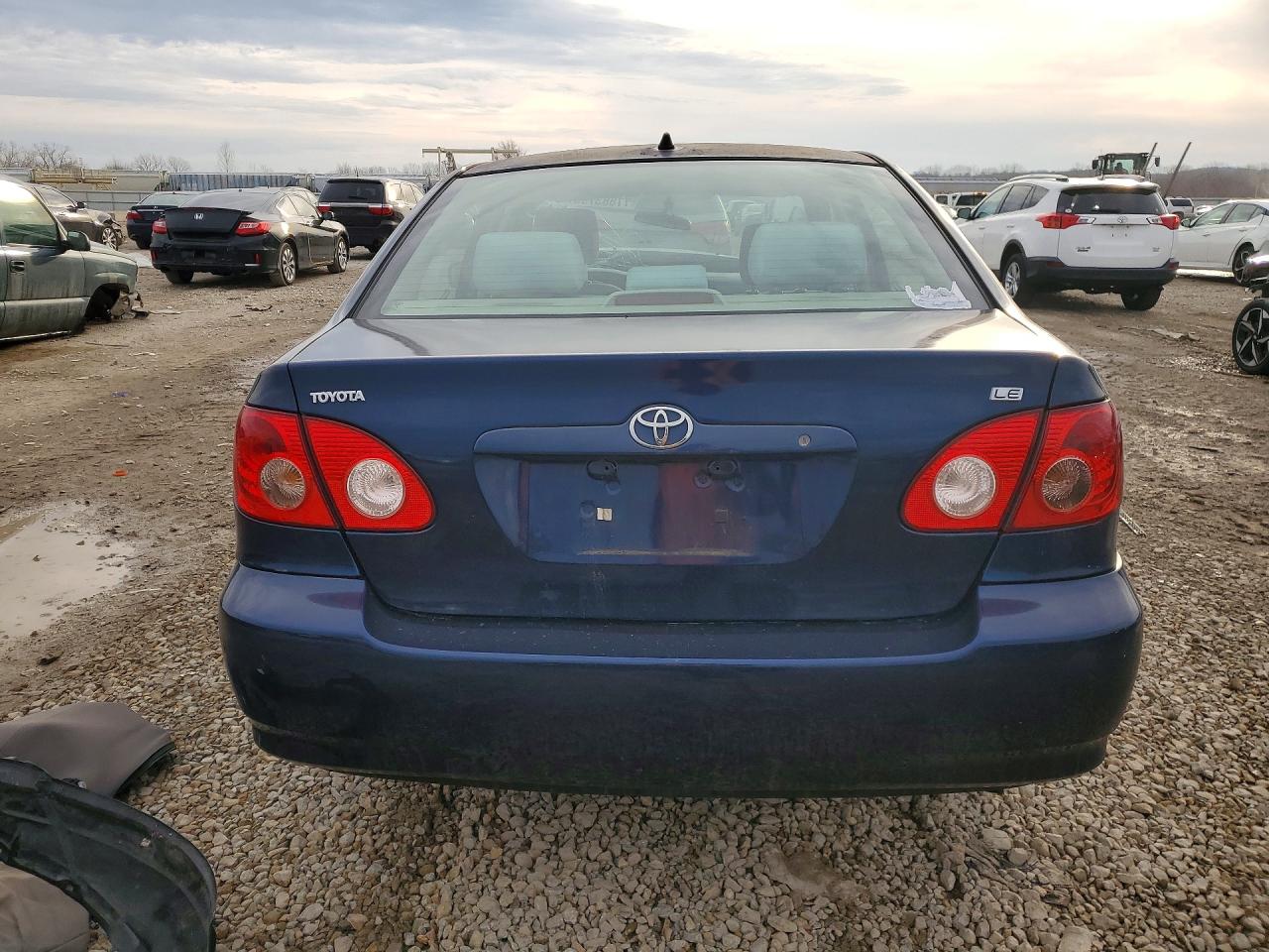 2007 TOYOTA COROLLA CE photo 11