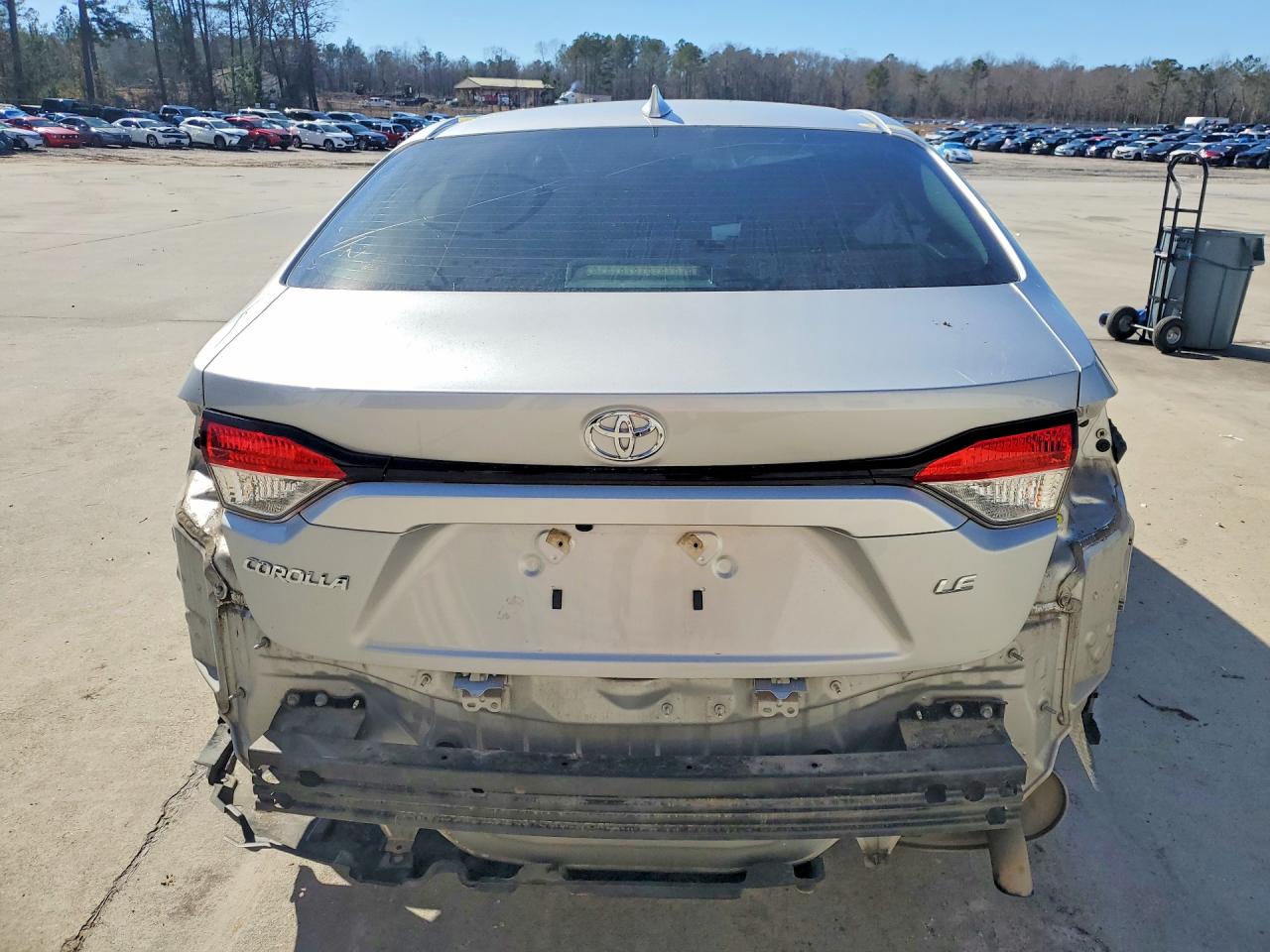 2021 TOYOTA COROLLA LE photo 6