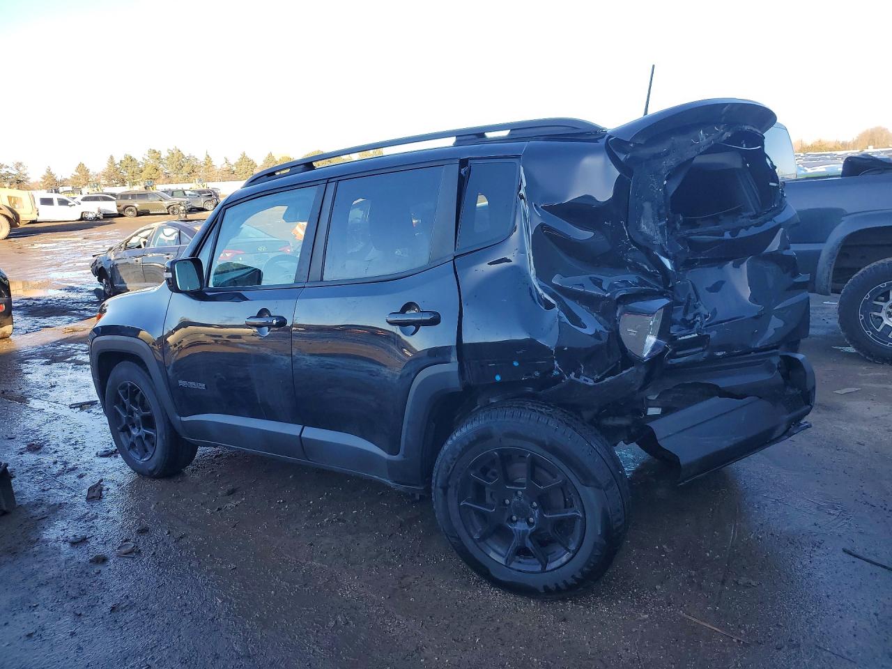2020 JEEP RENEGADE LATITUDE photo 3