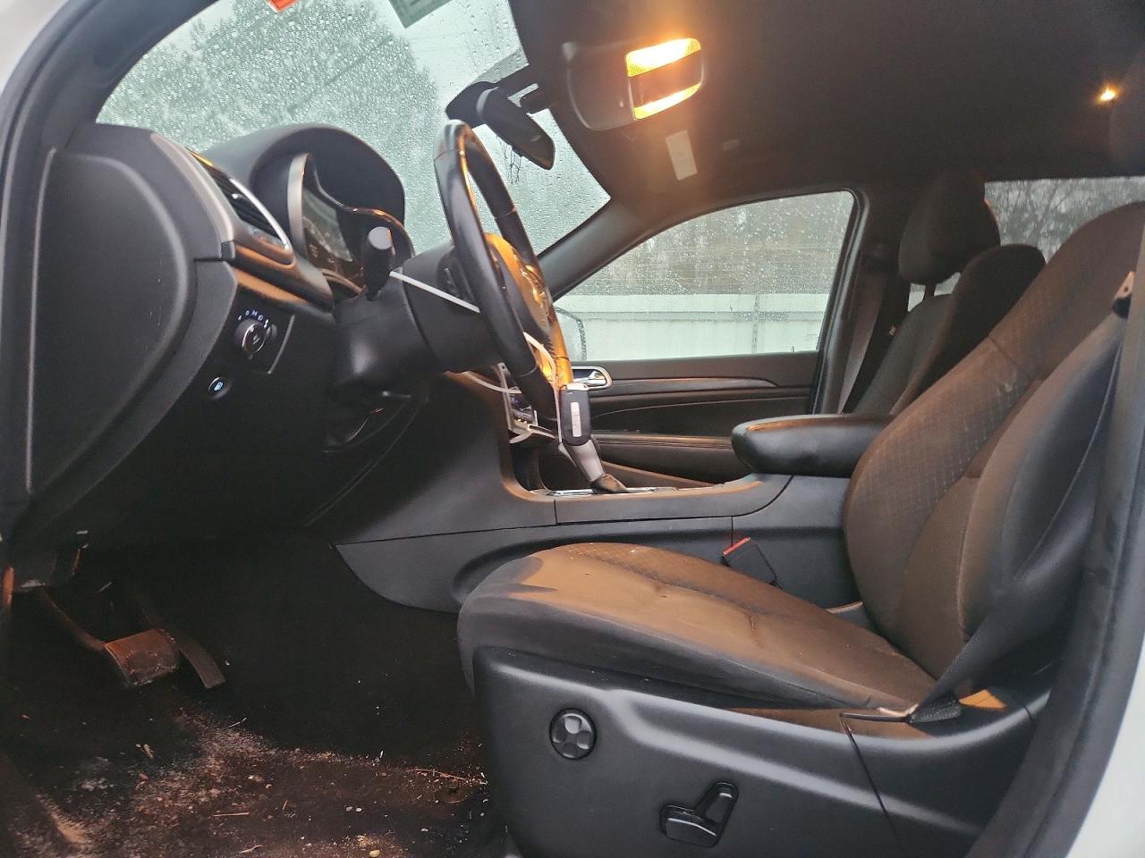 2019 JEEP GRAND CHEROKEE LAREDO photo 7